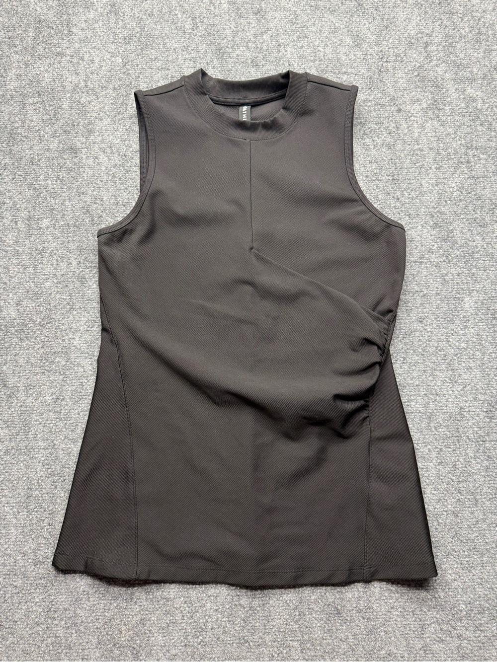 Athleta Womens Medium Bayview Black Sleeveless Tank Top Front Hidden Pocket